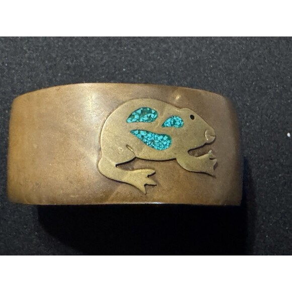 Copper Cuff Bracelet W/ Brass Frog Vintage Mexico Reconstited Turquoise - Picture 1 of 4